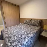 Confortavel 2 Quartos A 4 Min Da Orla